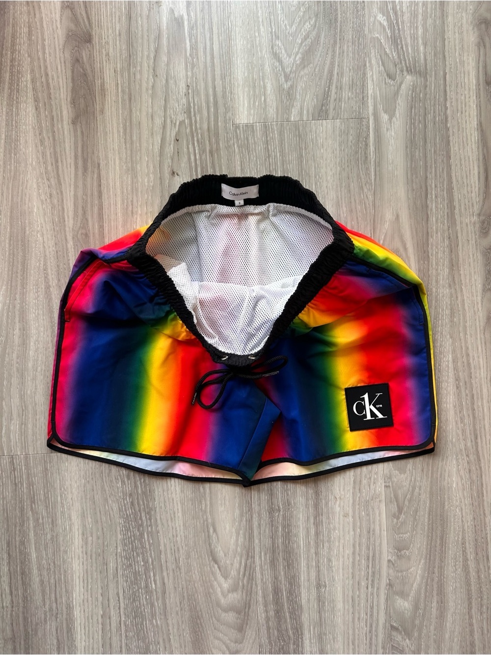 Calvin Klein | Festival Swim Shorts in Silver Cloud Aluminum Rainbow (Small) - Picture 6 of 9